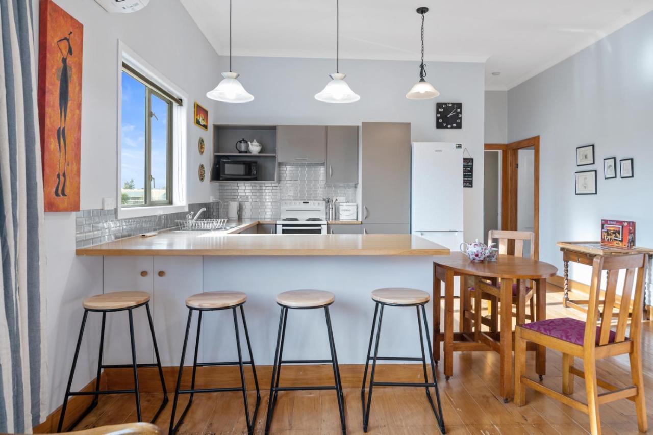 Ekhaya - New Plymouth Holiday Home エクステリア 写真